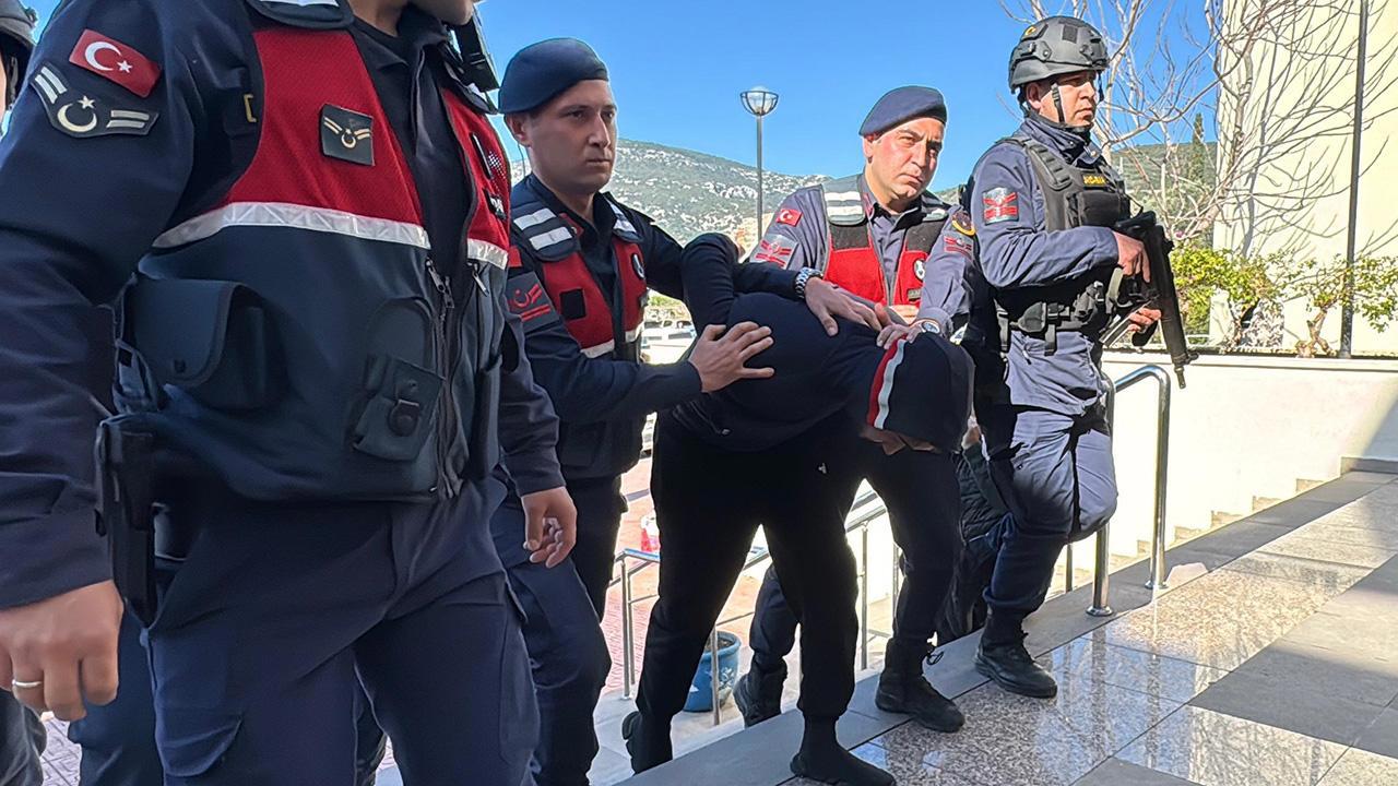 Interpol'un Aranan Şüphelisi Bodrum'da Yakalandı