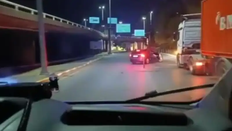 İstanbul'daki Kaçakçılık Operasyonunda 36 Milyon TL'lik Ürün Ele Geçirildi!