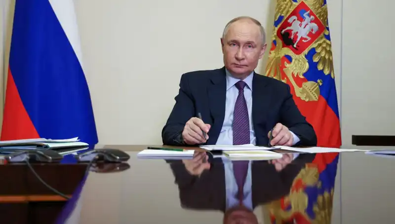 Putin, Esad’ı Suriye’de Neden Bırakmıyor? Stratejik Hamlelerin Ardındaki Gerçekler