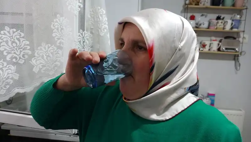 30 Yıllık Gelenek: Nisan Yağmurunu Şifa İçin İçen Kadınların Hikayesi