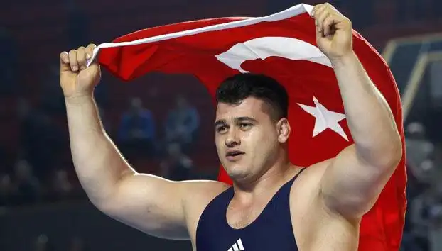 Milli Güreşçi Rıza Kayaalp’e Şok Men Cezası: Detayları Öğrenin!