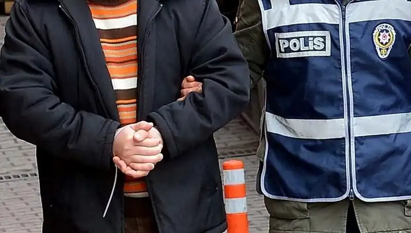 25 Yıl Hapis Ceza Almış Kaçak, Villa’da Gizlenirken Yakalandı!