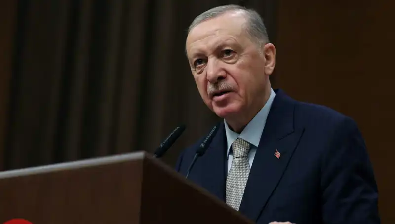 Cumhurbaşkanı Erdoğan'dan Çarpıcı Açıklama: Sokak Terörü Soygunu Perdelemek Mi İstiyor?