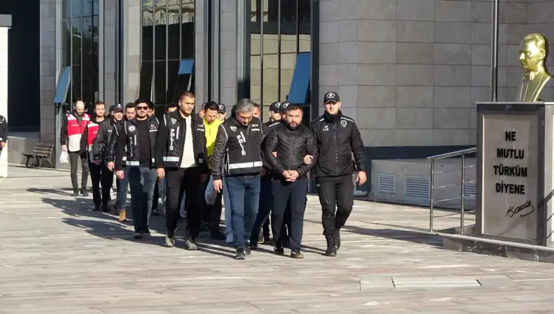 Balyozla Kavga Eden Şüpheliler Serbest Bırakıldı: Olayın Ardındaki Gerçekler Ne?