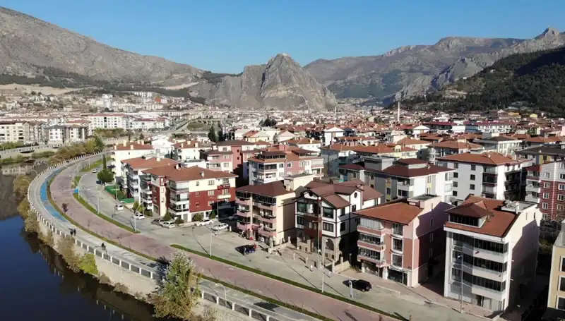 Amasya'da Asılsız Deprem İhbarına 2 Bin 849 TL Ceza: Neden Bu Kadar Ciddi?