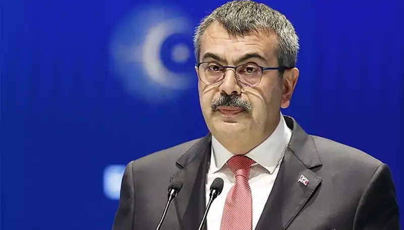 Bayramda Öğretmenlere Uzaktan Eğitim Müjdesi: Eğitimde Yeni Dönem Başlıyor!