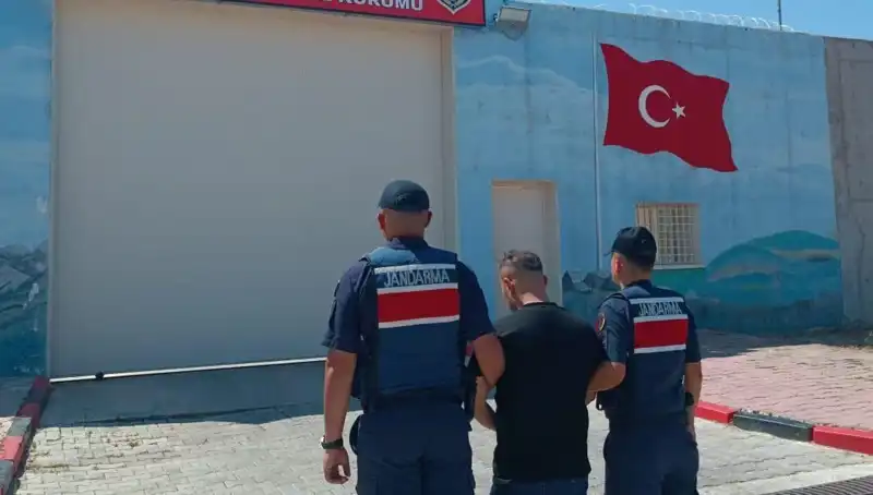 Afyon'da Suç Çetesi Çökertildi: 9 Şüpheli Gözaltına Alındı