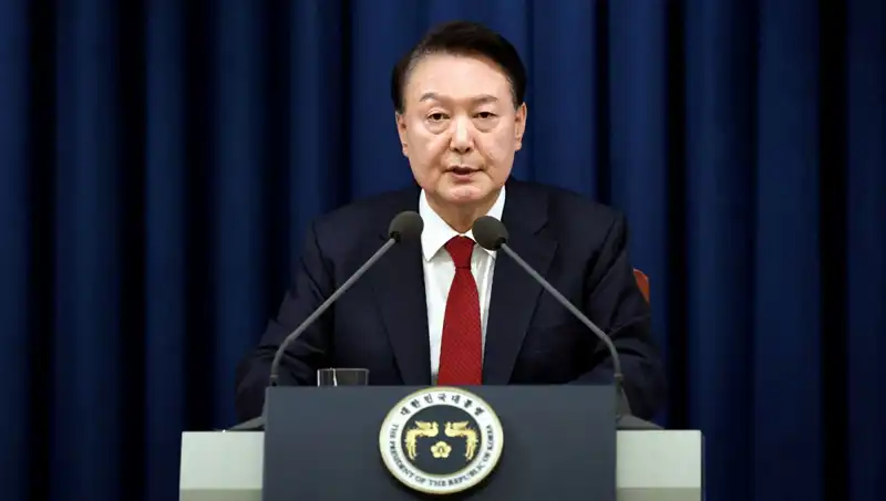 Güney Kore'nin Siyasi Arenasında Şok Gelişme: Yoon Suk Yeol Görevden Alındı!