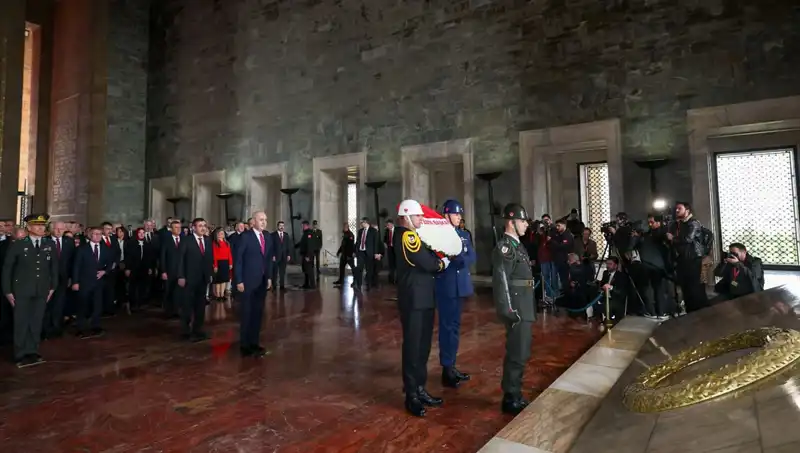 Anıtkabir Ziyaretiyle Devlet Erkanı, Atatürk'ü Anma Geleneğini Sürdürüyor