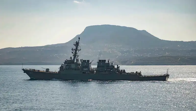 ABD’nin Yunanistan Üzerindeki Askeri Stratejisi: Donanma Üssü Kaleye Dönüştü