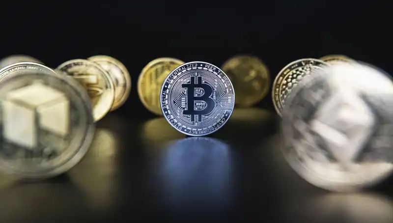Bitcoin ETF'lerine Sekiz Gün Aradan Sonra Tarihi Giriş: 3,2 Milyar Dolarlık Çıkış Sonrası Neler Olacak?
