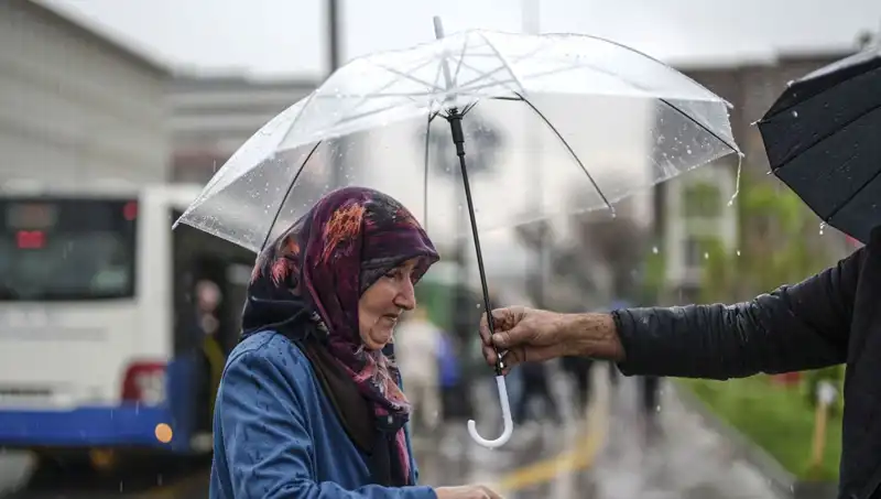 Türkiye Genelinde Gök Gürültülü Sağanak Yağmurlar Bekleniyor, Hava Durumu Ne Olacak?