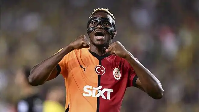 Osimhen’in Menajeri, Galatasaray’da Kalma İhtimalini Açıkladı!