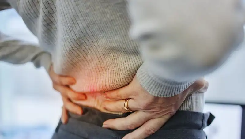 Kanserin Gizli Belirtisi Sırt Ağrısı: Dikkat Edilmesi Gereken Hayati Uyarı