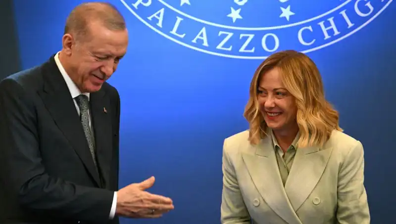 Roma'da Gerçekleşen Zirvede Erdoğan'dan İtalya'ya Övgü Dolu Sözler