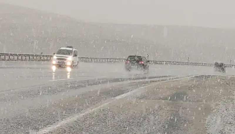 Nisan Ayında Kar Yağışı: Bahar Beklentileri Nasıl Değişti?
